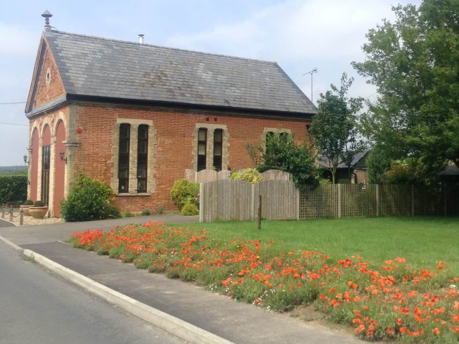 Housesitting assignment in Marham, United Kingdom