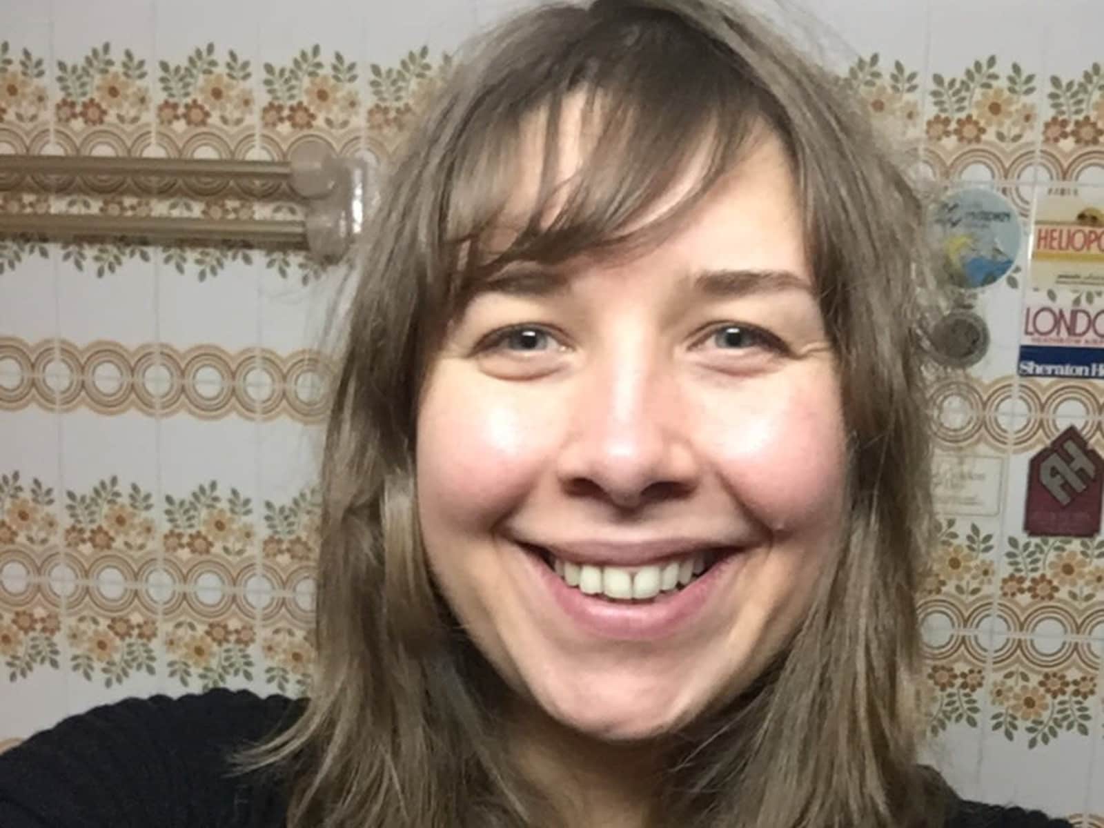 Nora from London, United Kingdom