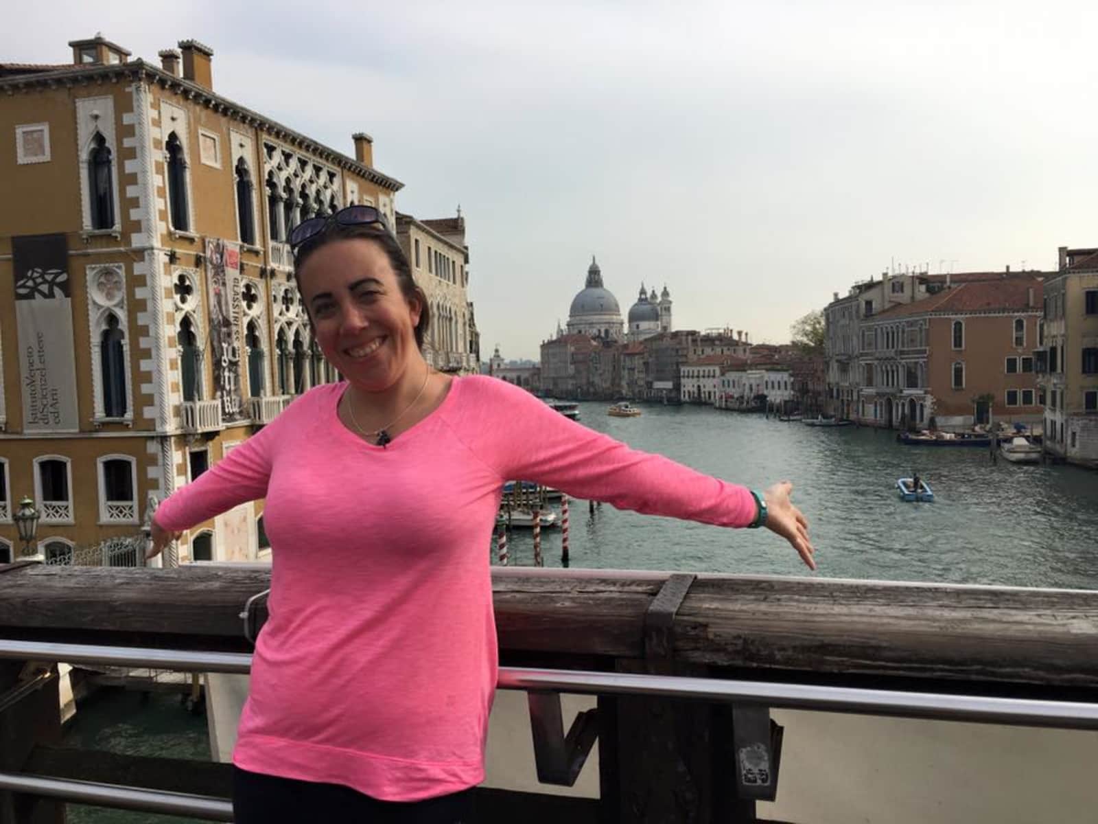 Jen from Minneapolis, Minnesota, United States