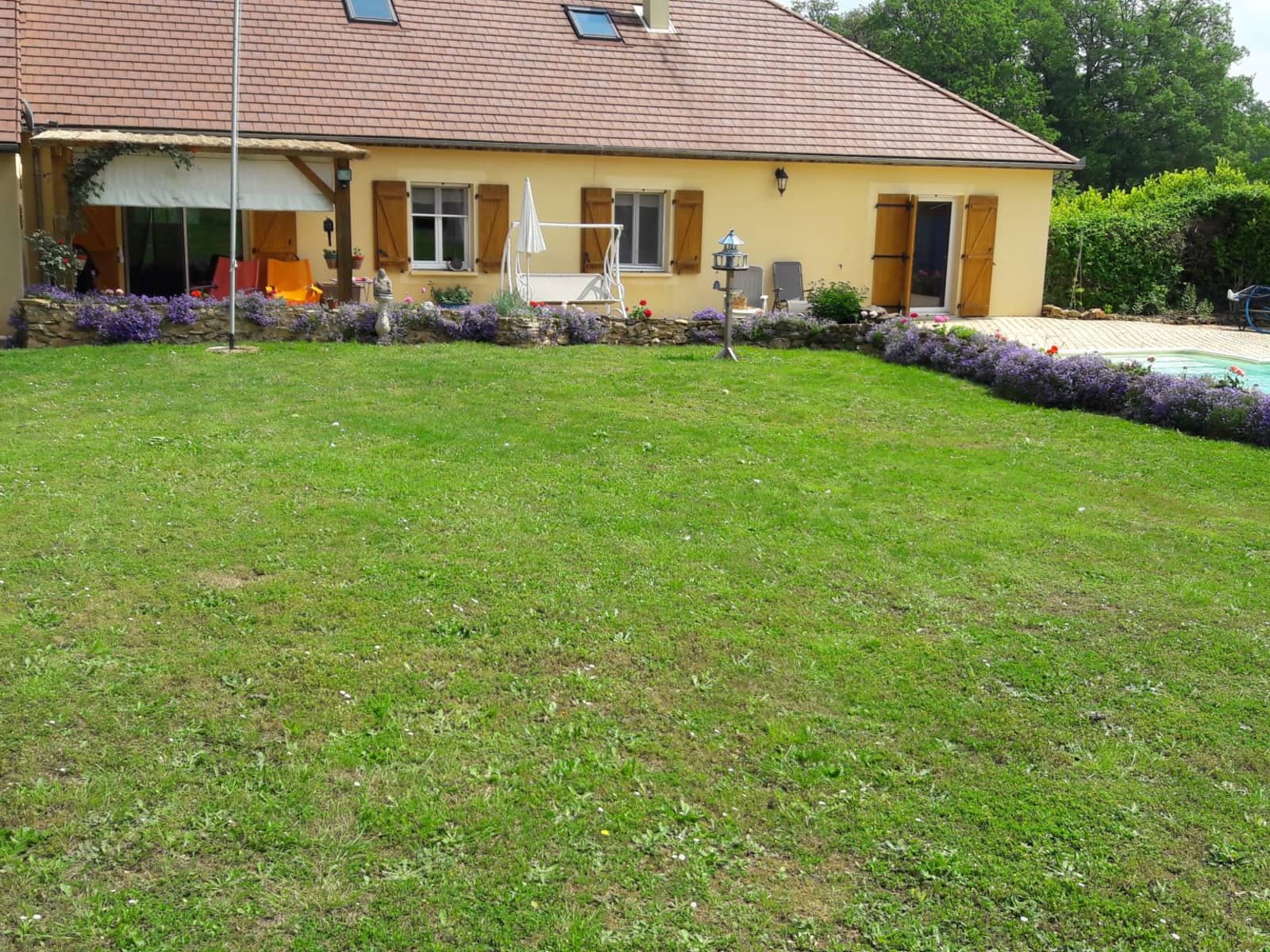 Housesitting assignment in Gourdon, France