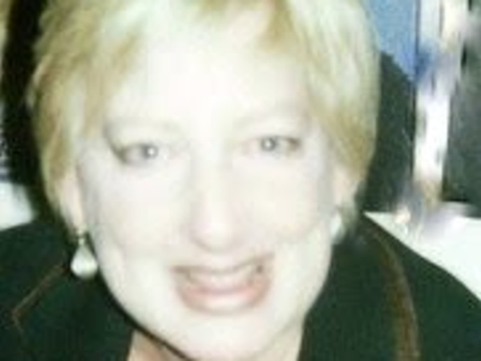 Shelley from Bancroft, Ontario, Canada