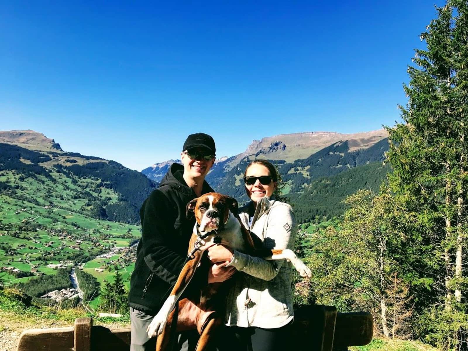 Lyndsey & Darien from Yverdon-les-Bains, Switzerland