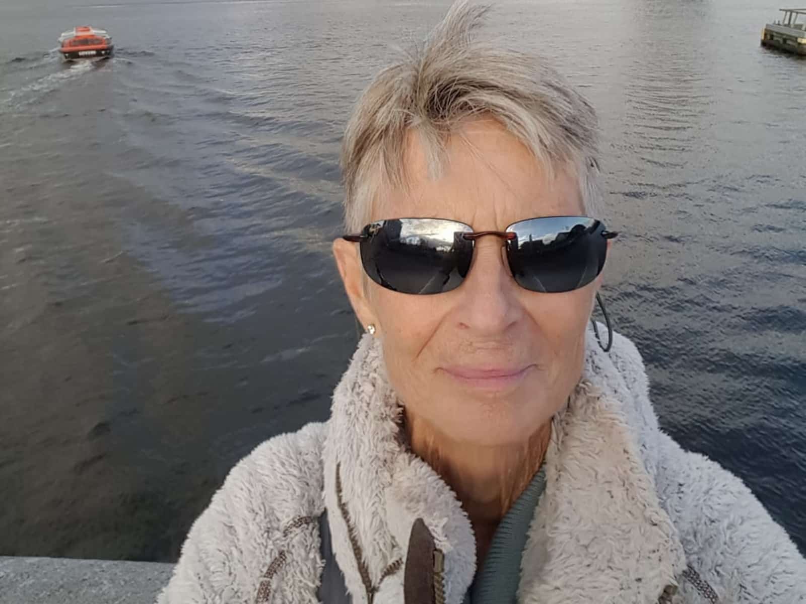 Karen from Palm Springs, California, United States