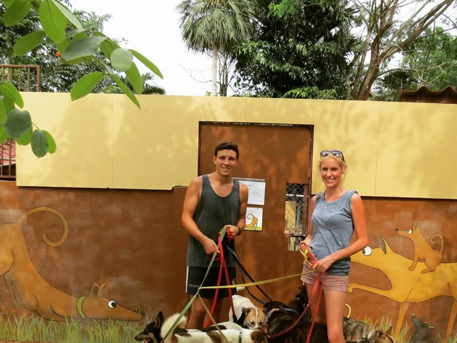 Jessica & Isaac from Tenby, United Kingdom