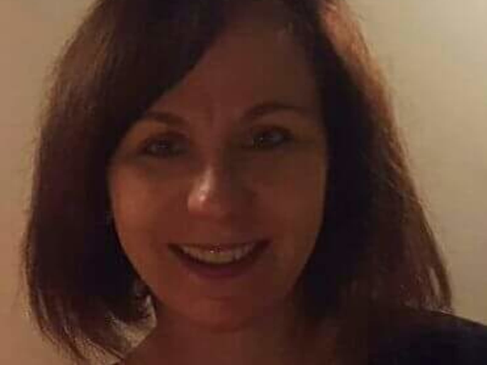 Amanda from Bergerac, France