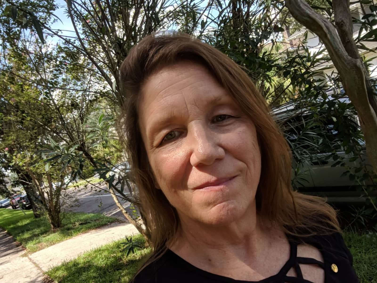 Lenore from Jacksonville, Florida, United States