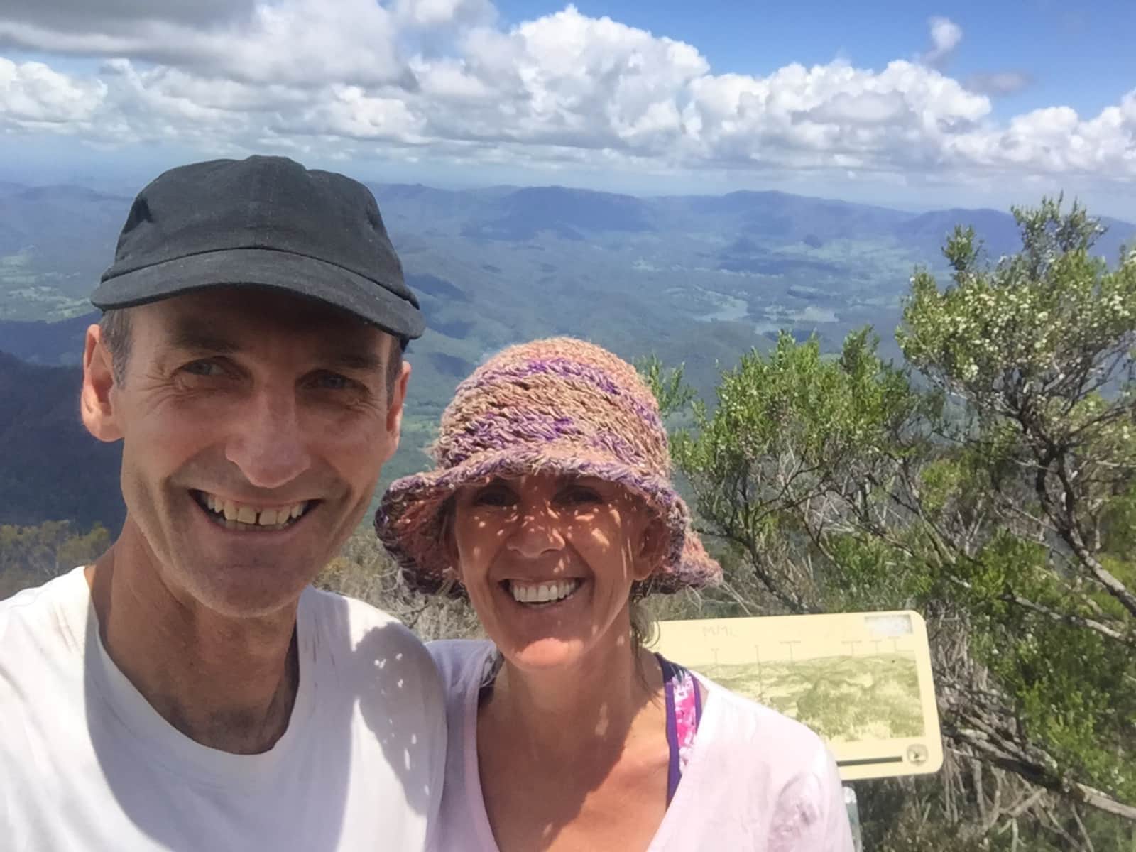 Keith & Lynn from Caloundra, Queensland, Australia