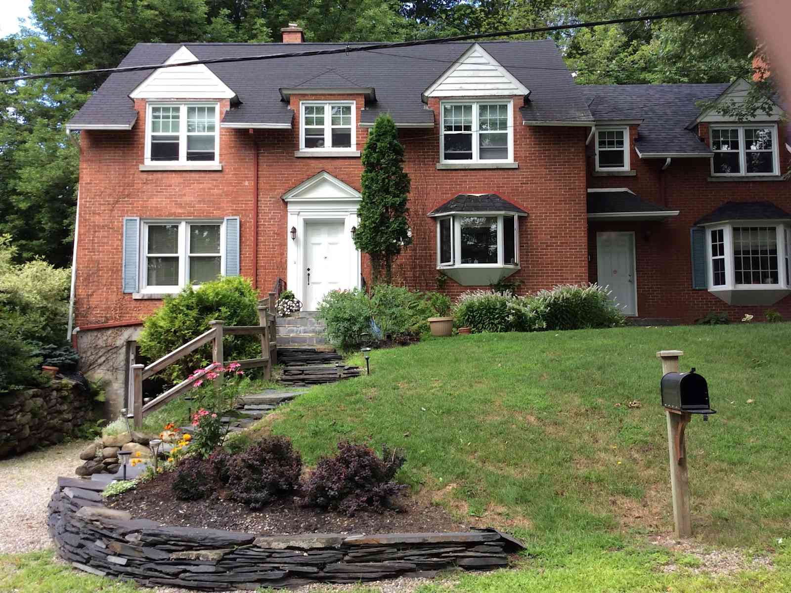 Housesitting assignment in Sherbrooke, Quebec, Canada