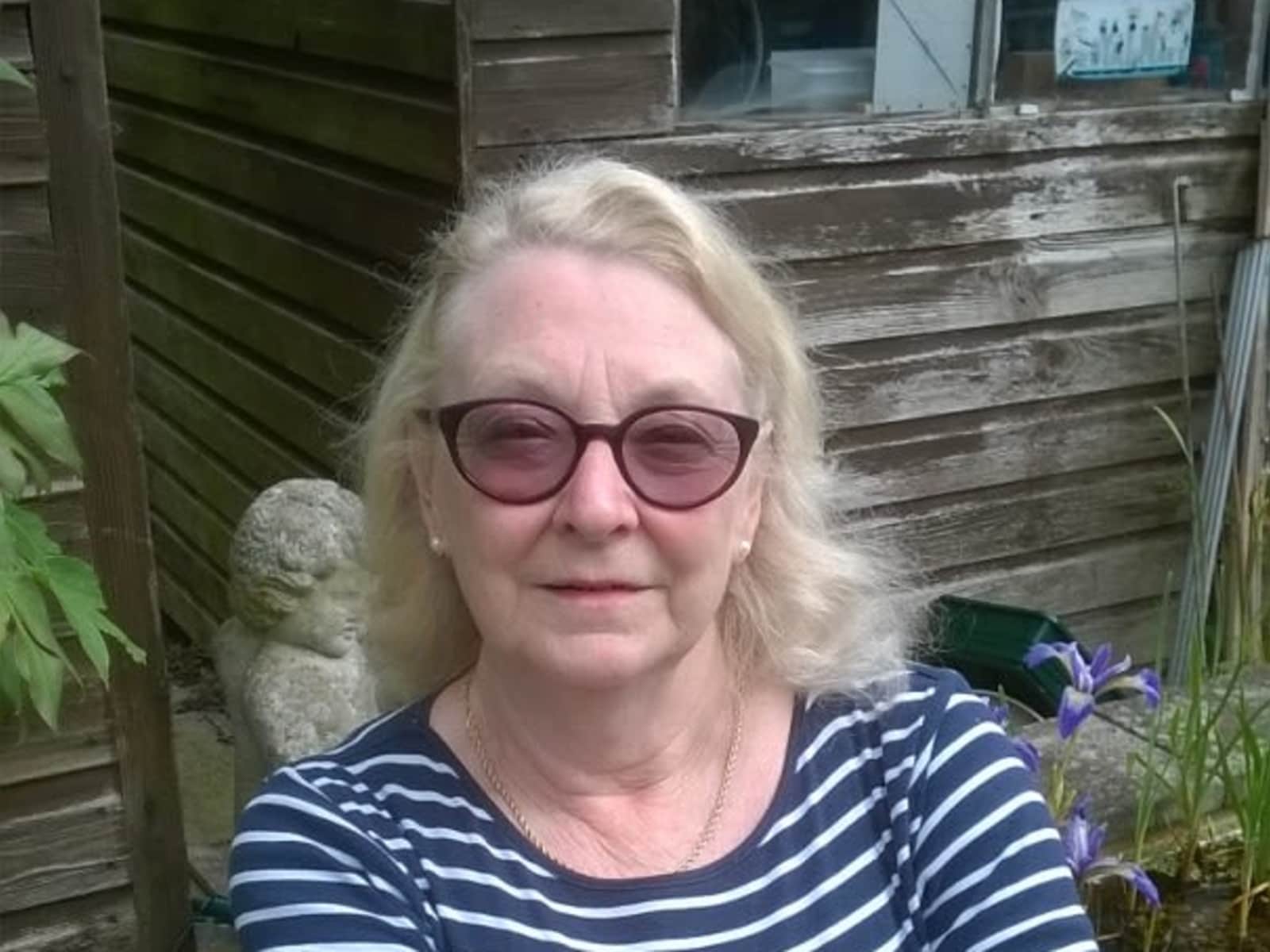 Lena from Leeds, United Kingdom