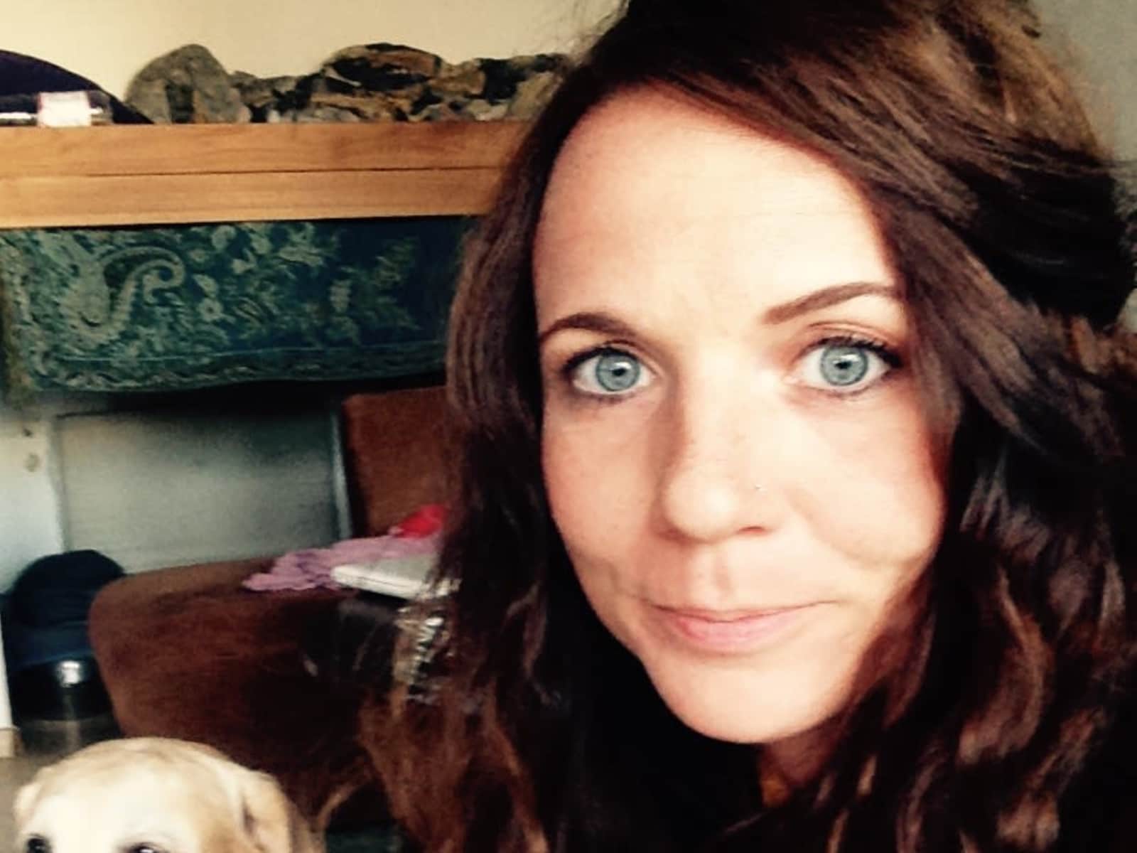 Nicole from London, United Kingdom
