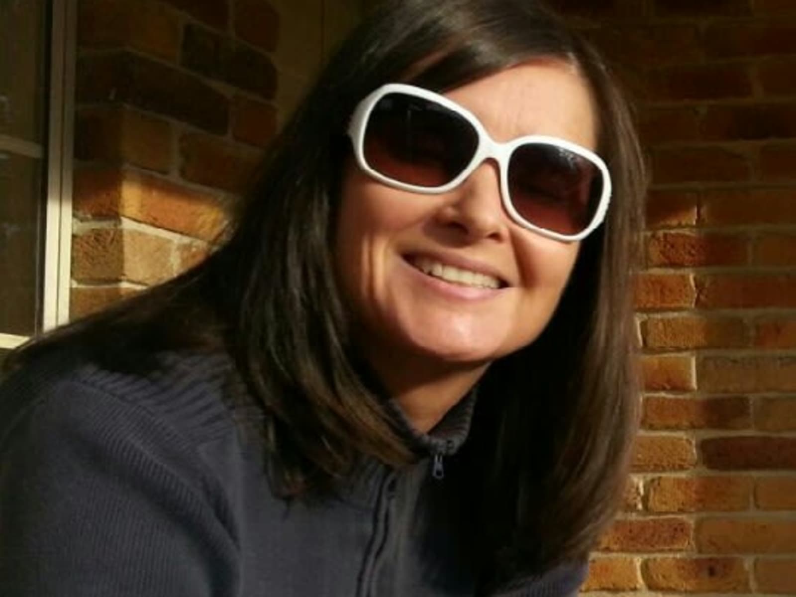 Eva from Downers Grove, Illinois, United States