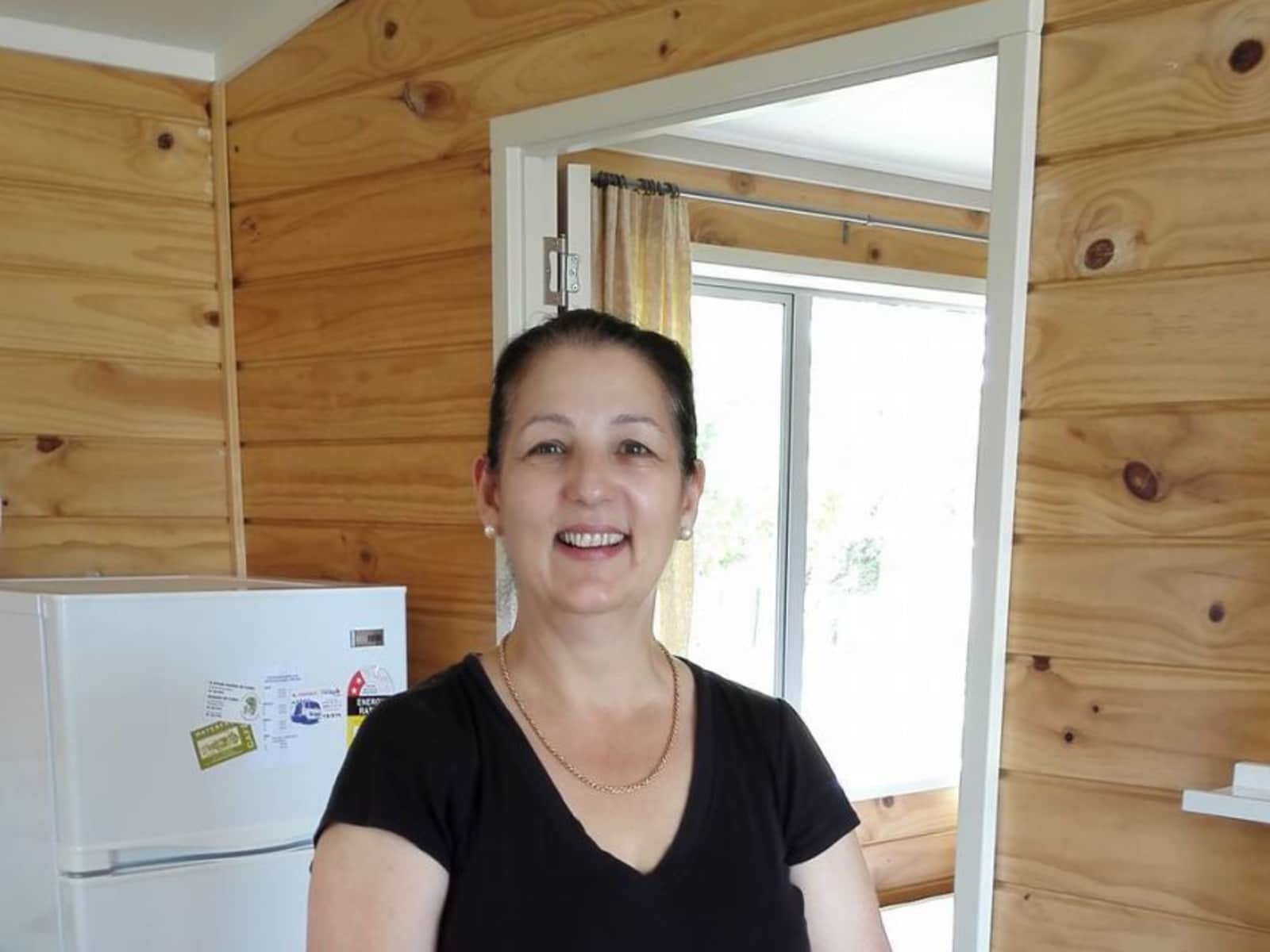 Shaunna from Auckland, New Zealand