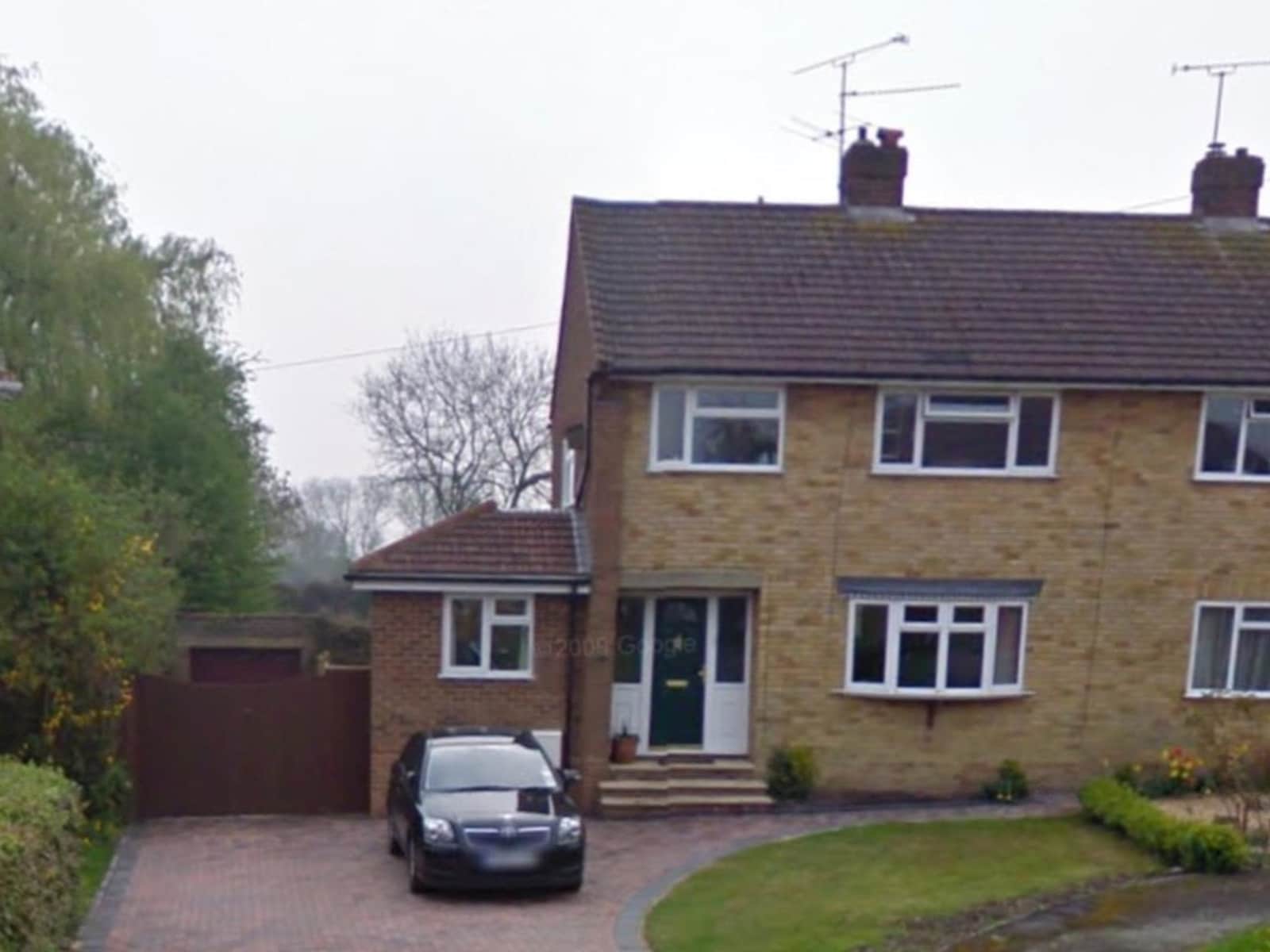 Housesitting assignment in Wokingham, United Kingdom