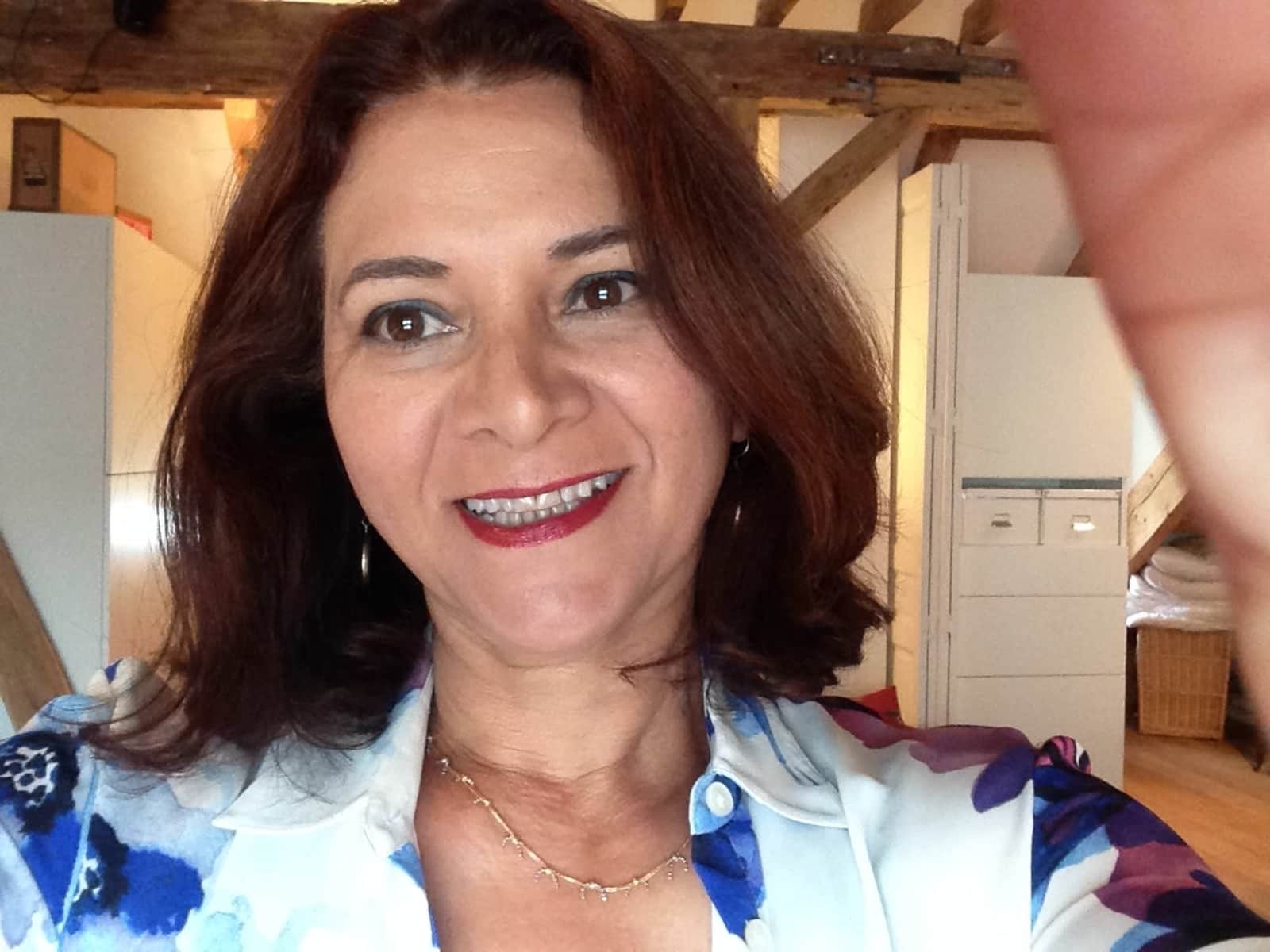 Roya from Houston, Texas, United States