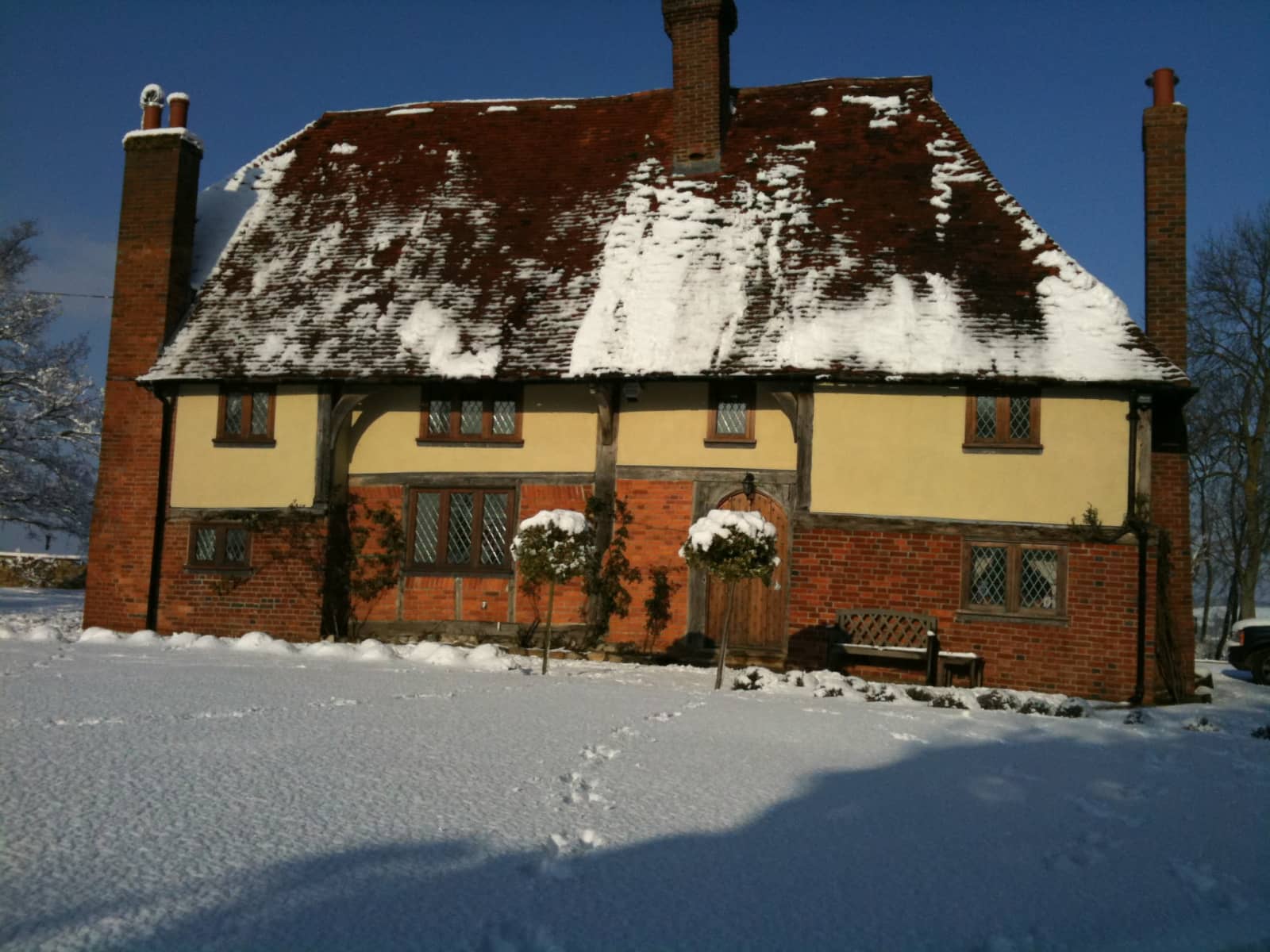Housesitting assignment in Yalding, United Kingdom