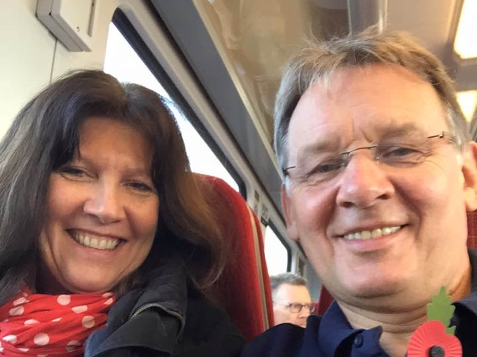 Lizzie & Paul from Byfleet, United Kingdom