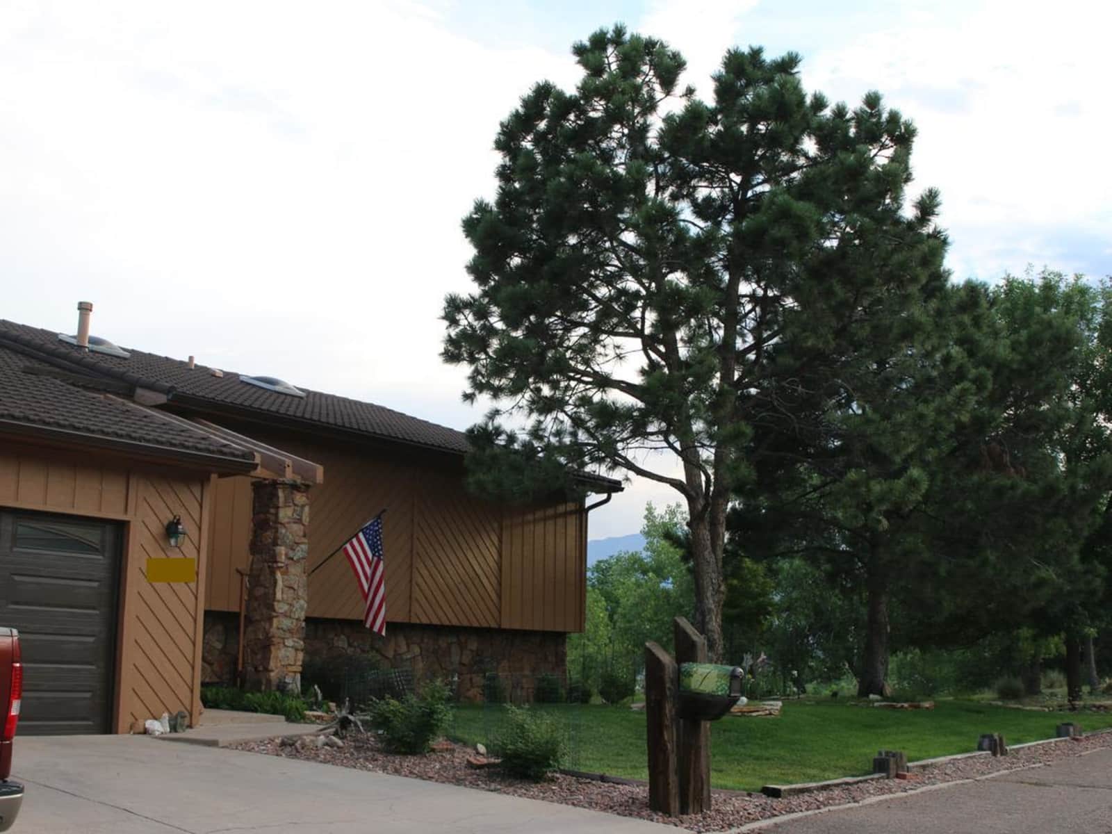 Housesitting assignment in Colorado Springs, Colorado, United States