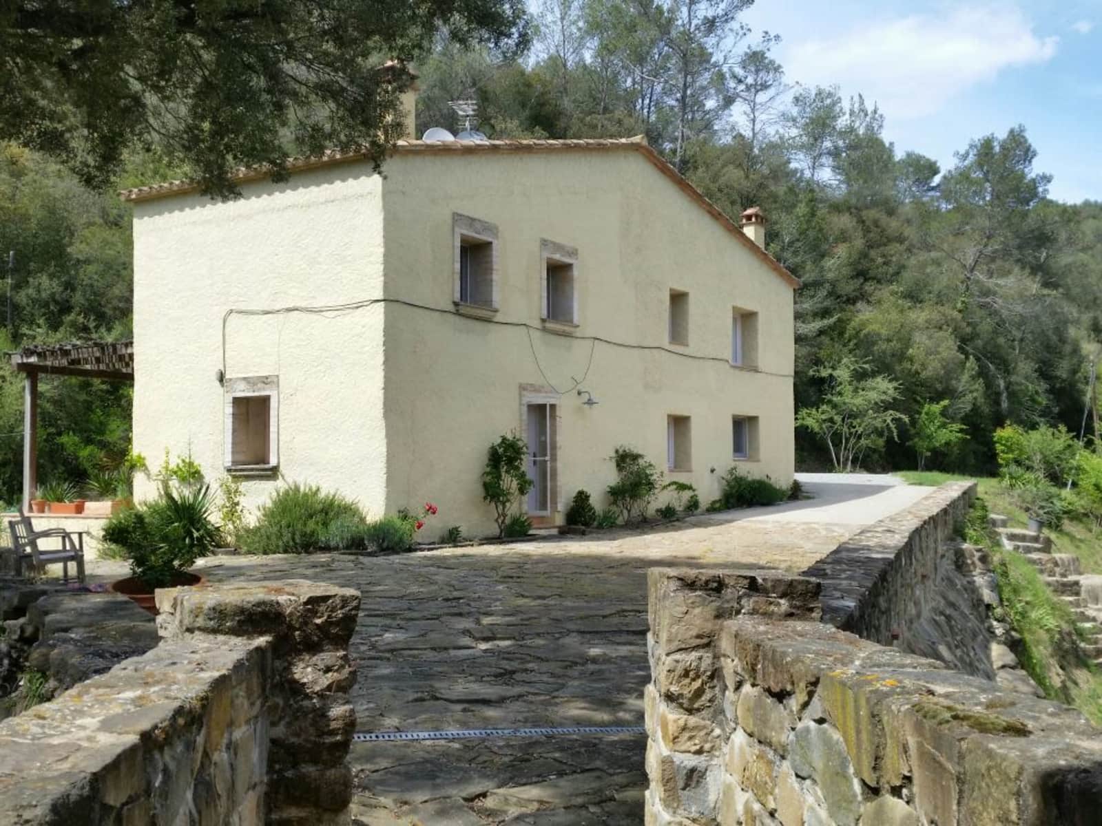 Housesitting assignment in Besalú, Spain