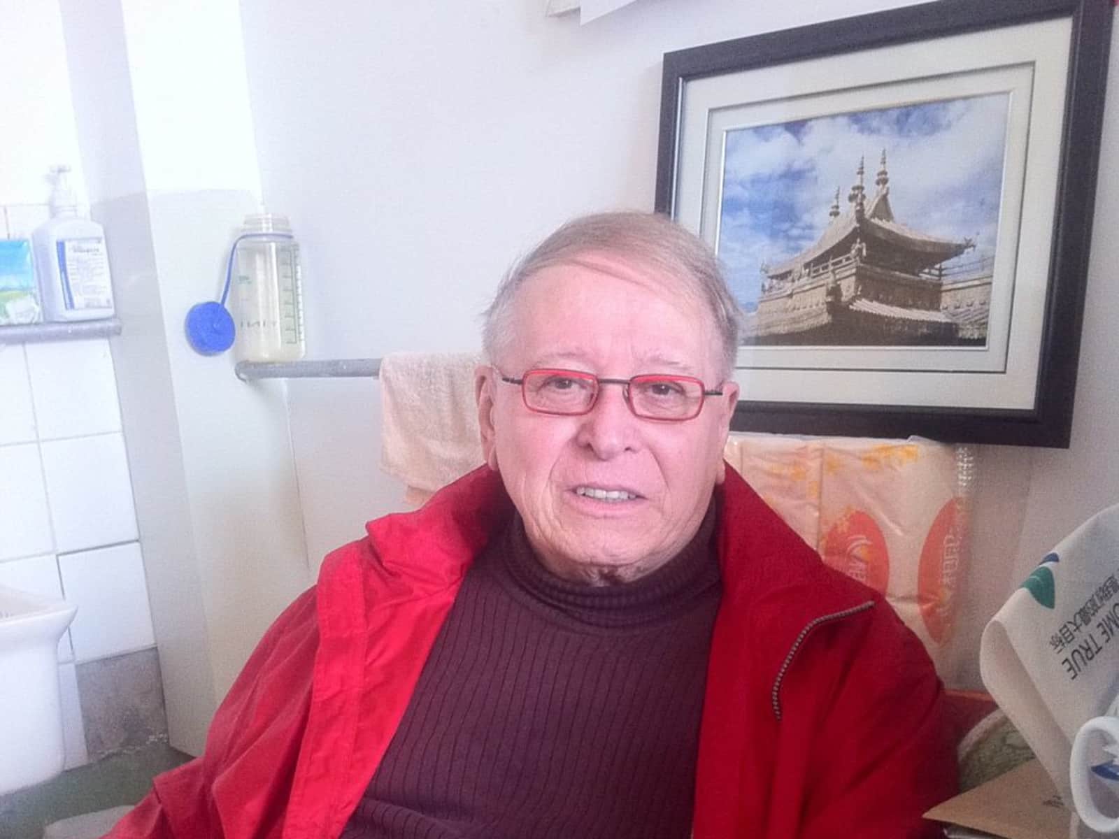 Prof.dr.ditmar from Büsingen, Germany