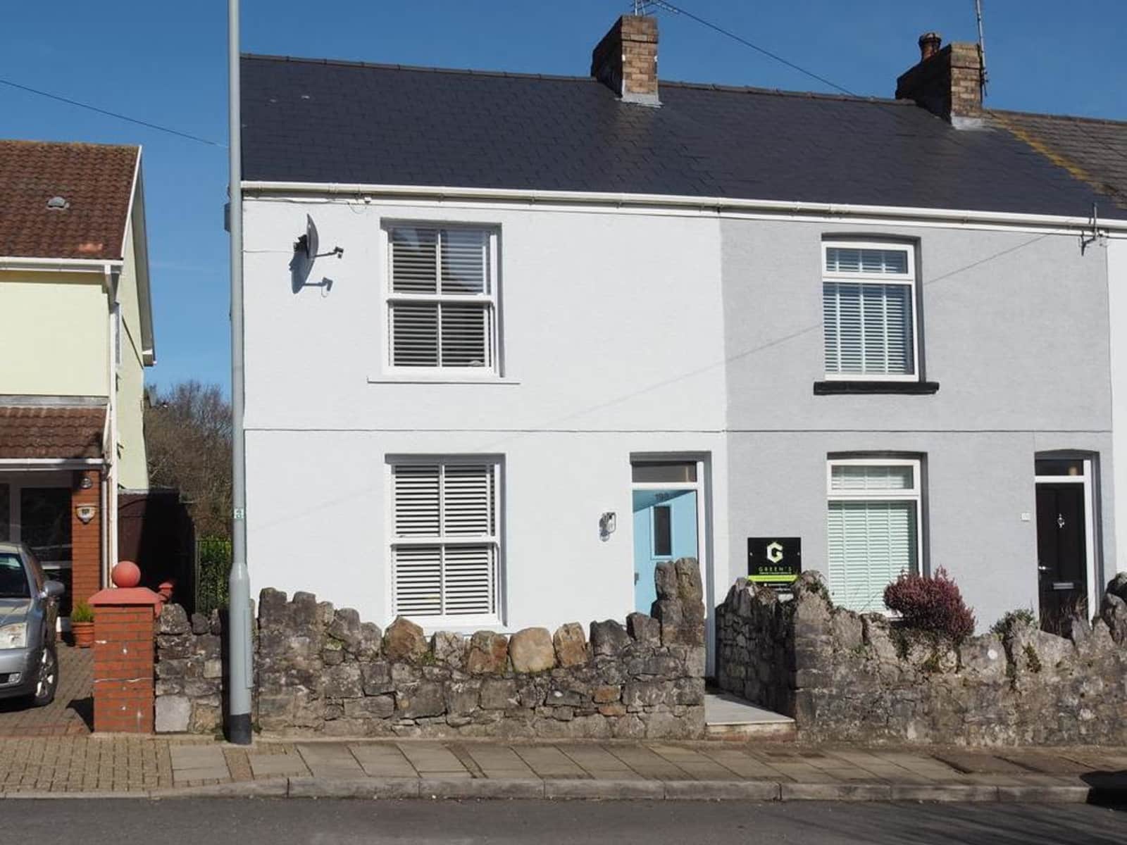 Housesitting assignment in Swansea, United Kingdom