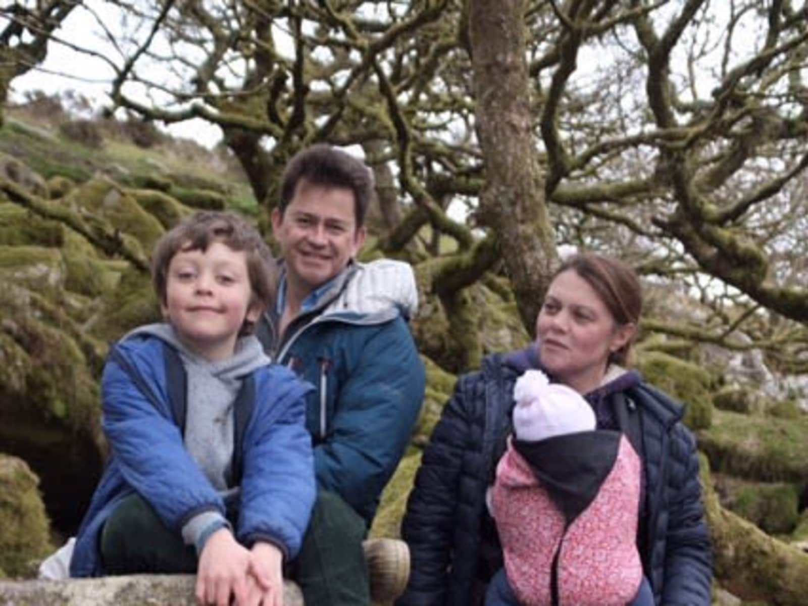 Arabella & Adam from Launceston, United Kingdom