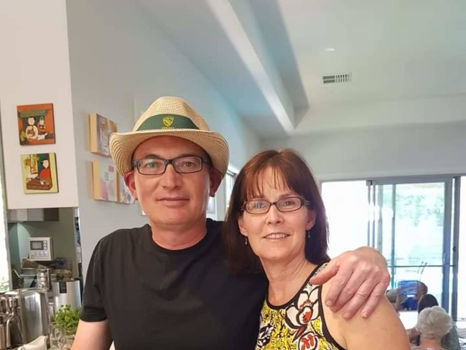 Suzanne & Ian from Earls Colne, United Kingdom