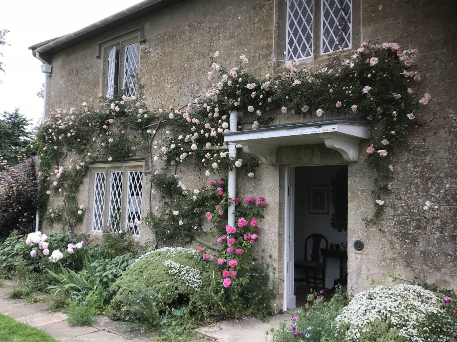 Housesitting assignment in Shaftesbury, United Kingdom