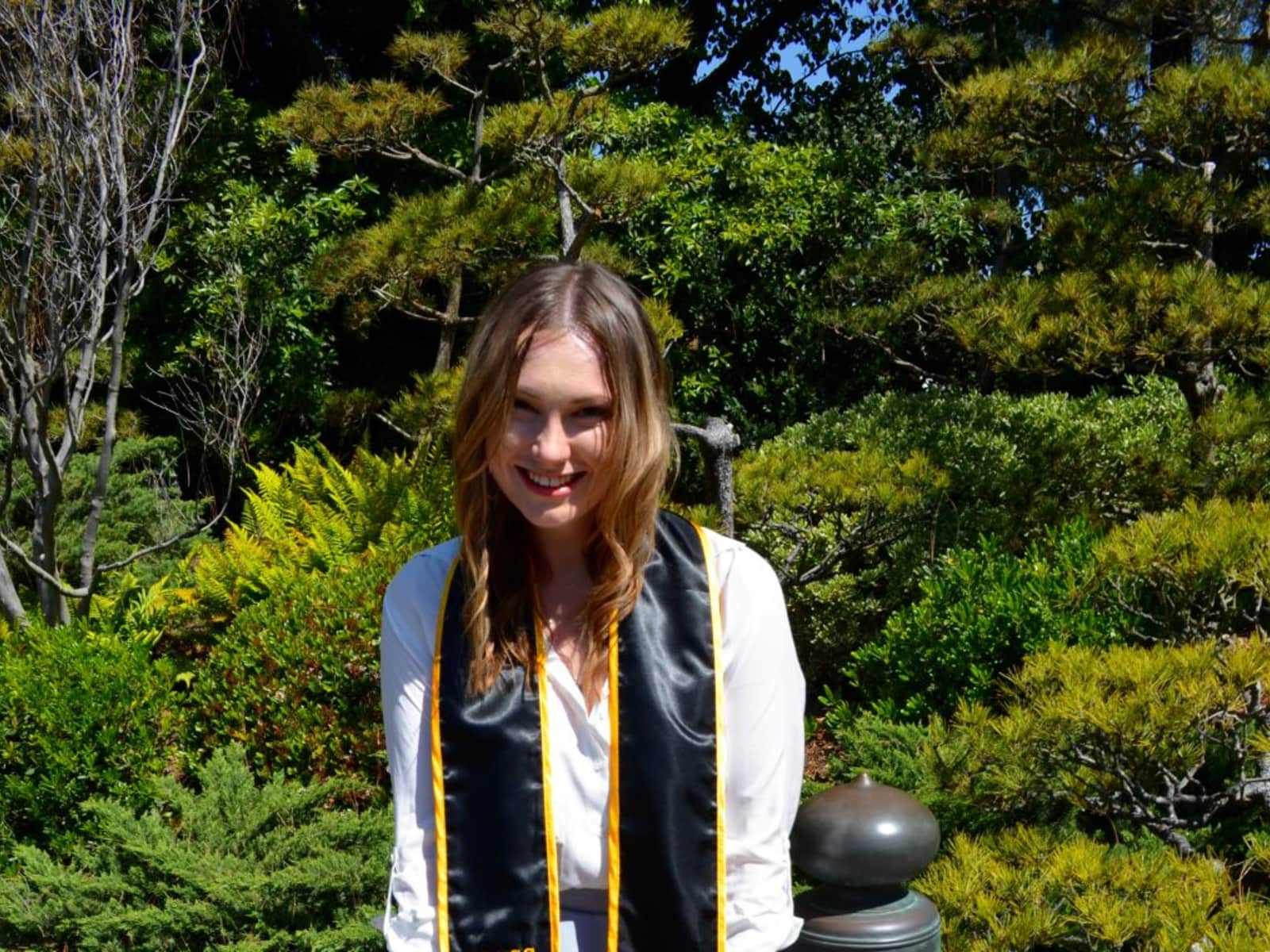 Hannah from Long Beach, California, United States