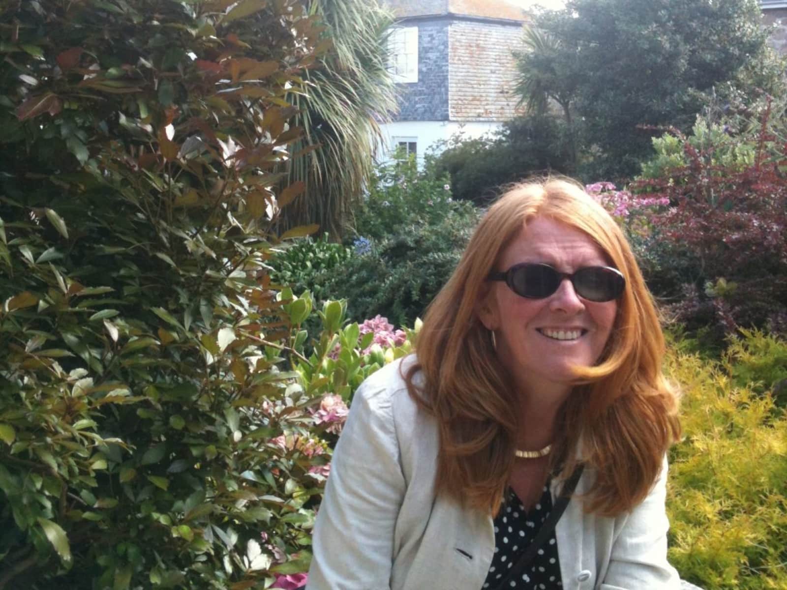 Sara from Cardiff, United Kingdom