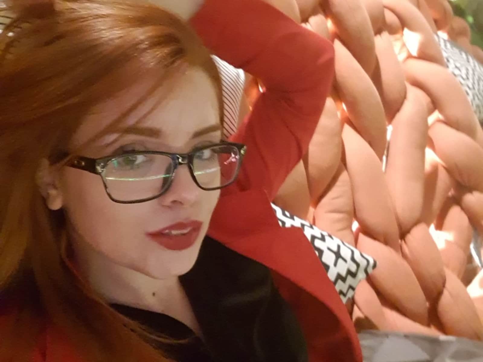 Aline from São Paulo, Brazil