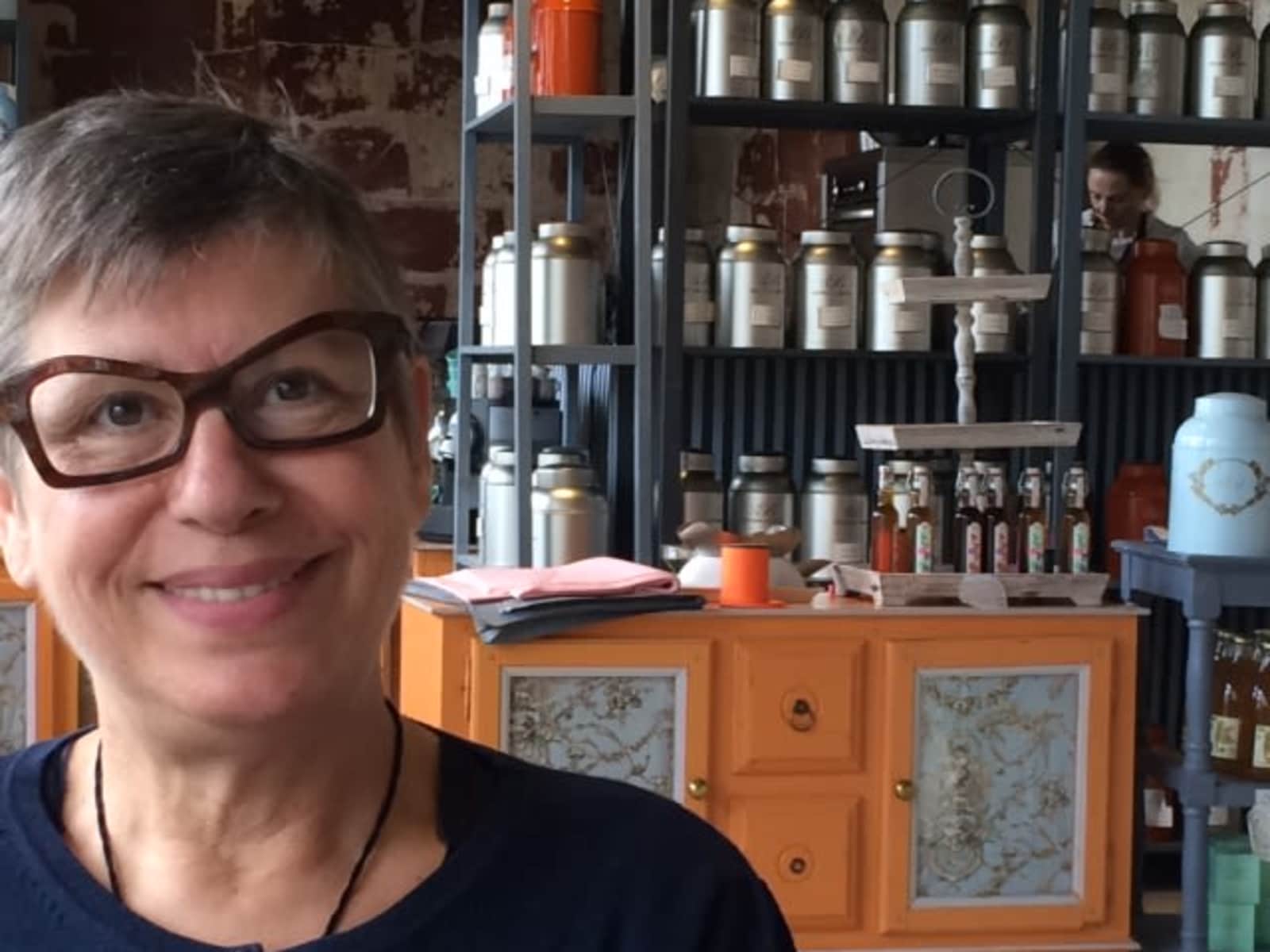 Pierrette from Paris, France