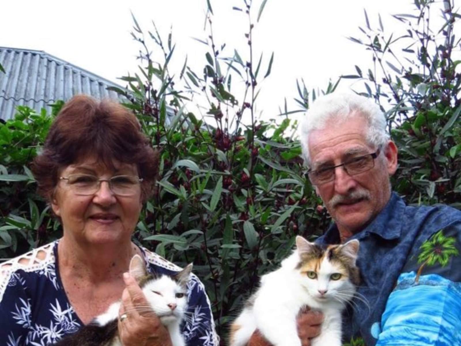 Wayne & lynn & Wayne from Dayboro, Queensland, Australia