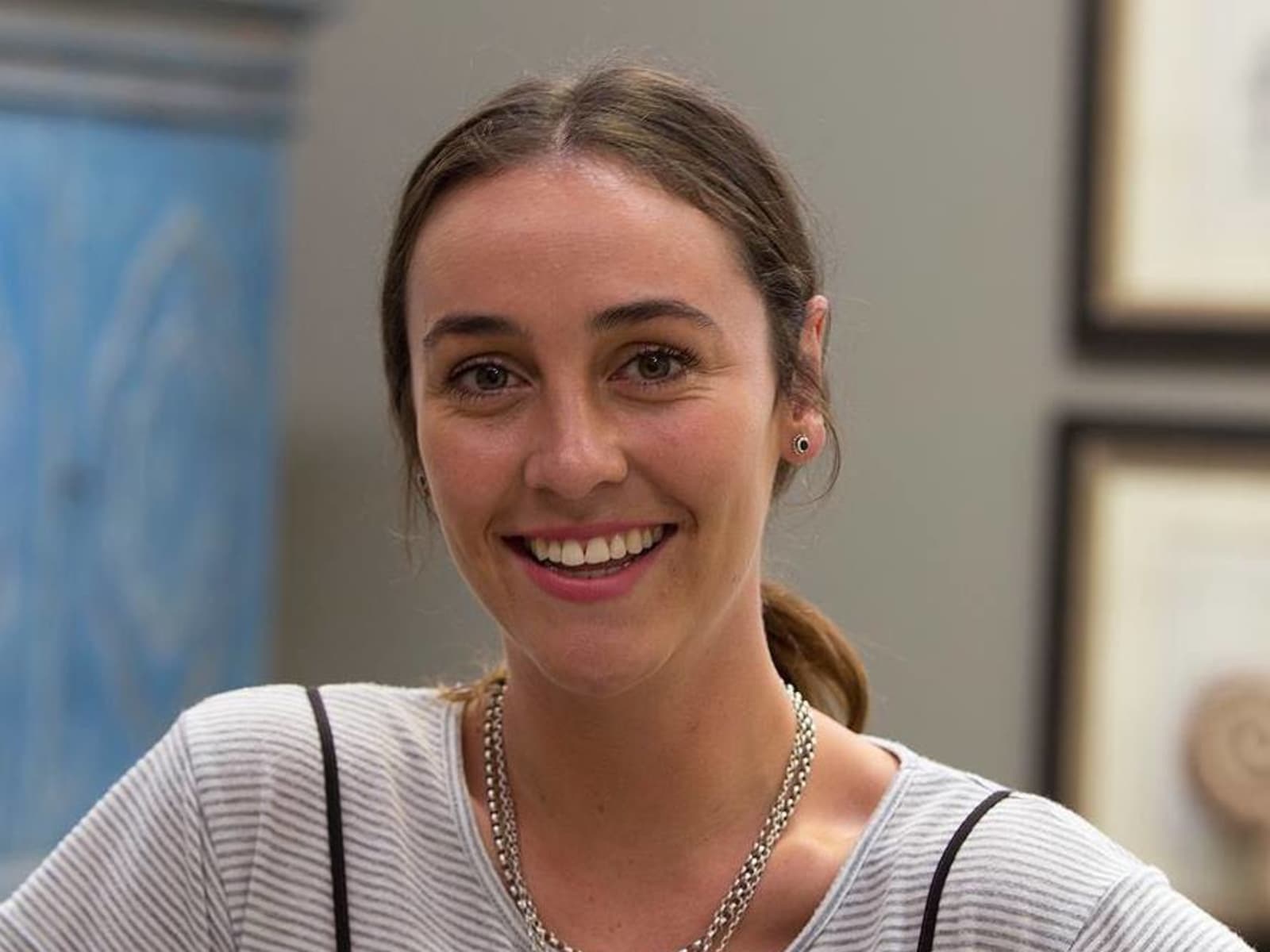 Laura from City of London, United Kingdom
