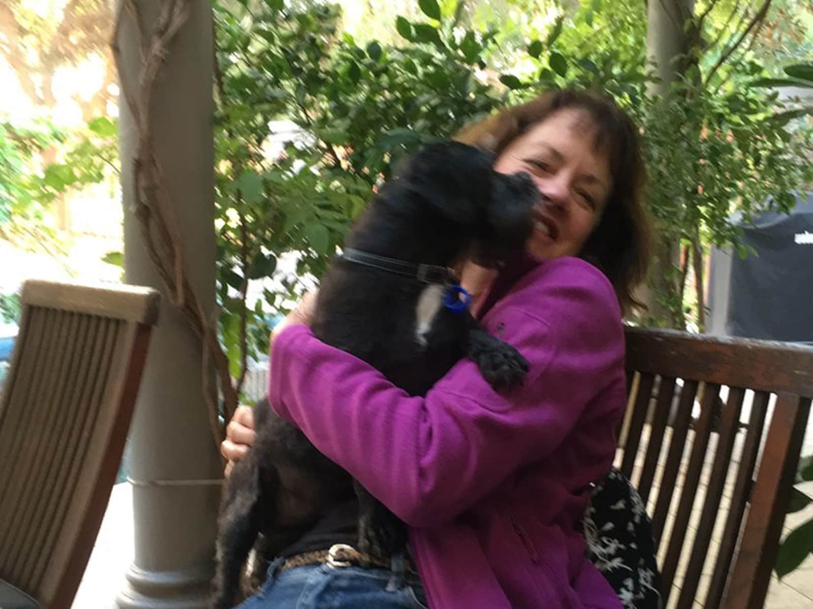 Lorraine from London, United Kingdom