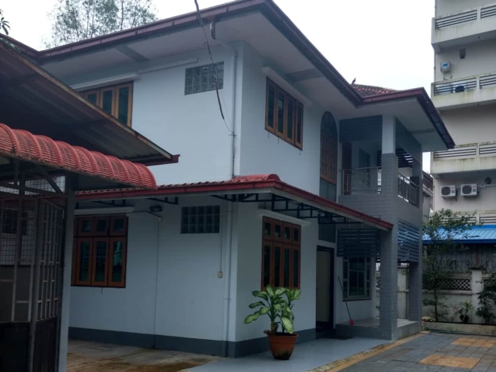 Housesitting assignment in Yangon, Myanmar