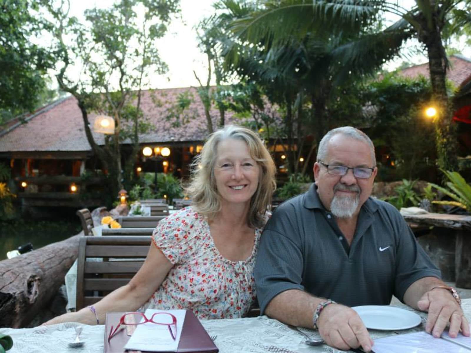 Mary & Ron from Bundaberg, Queensland, Australia