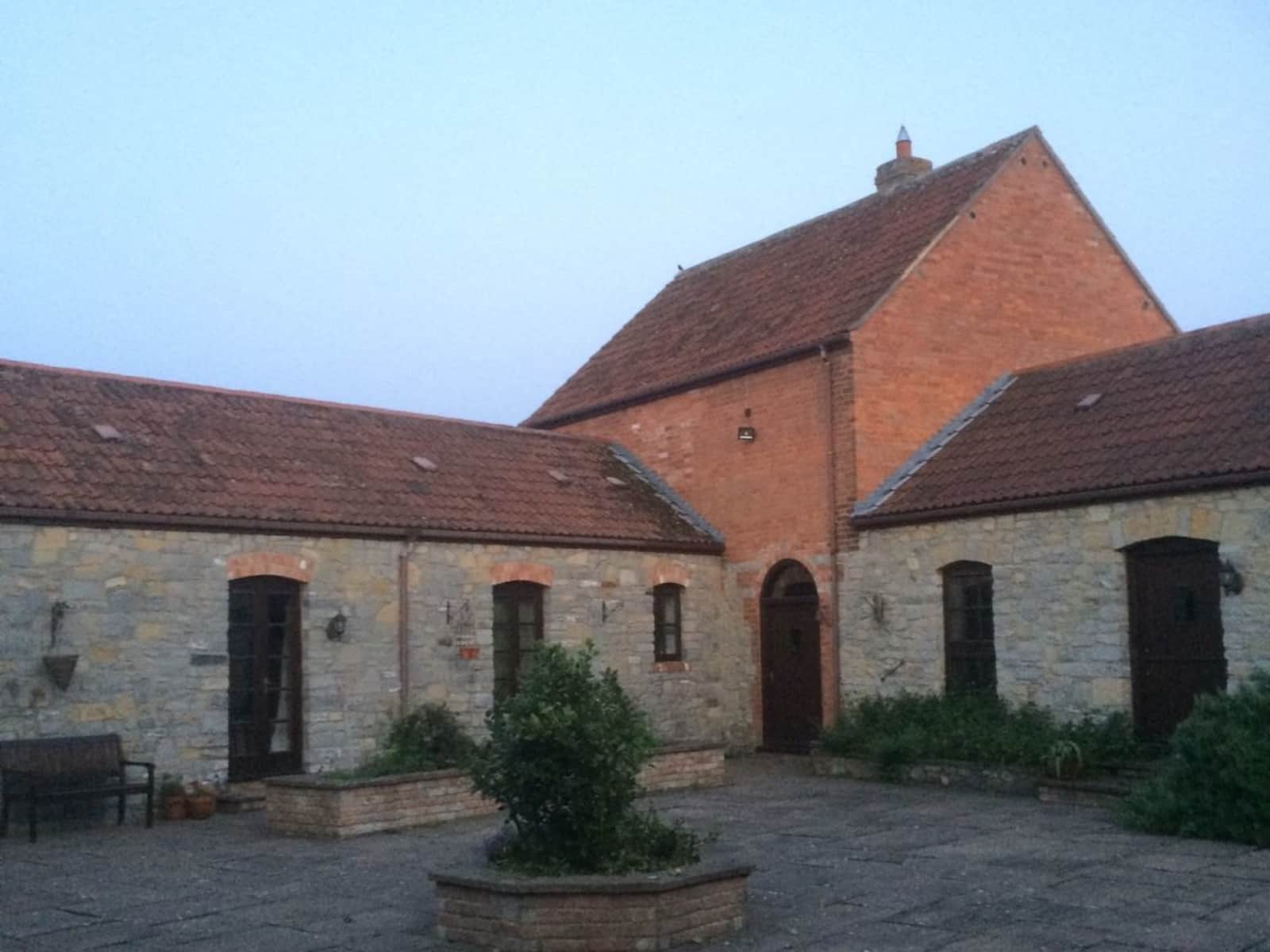 Housesitting assignment in Bridgwater, United Kingdom