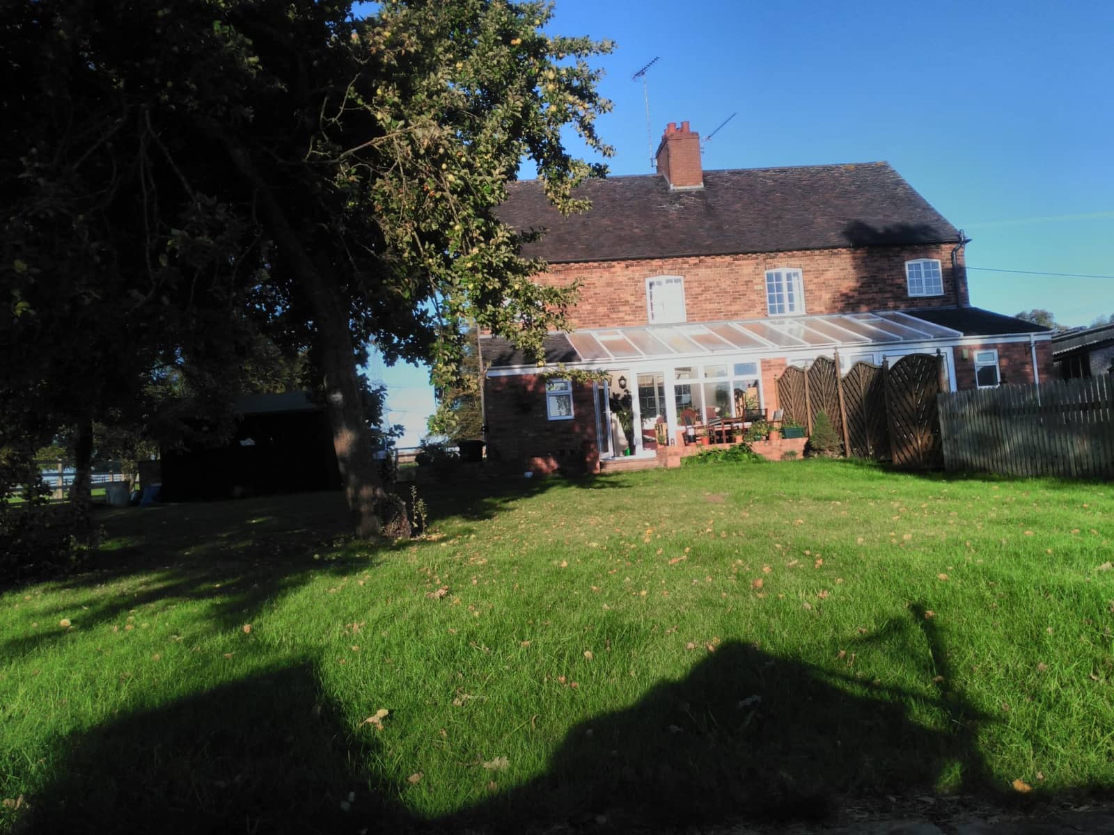 Housesitting assignment in Drakelowe, United Kingdom