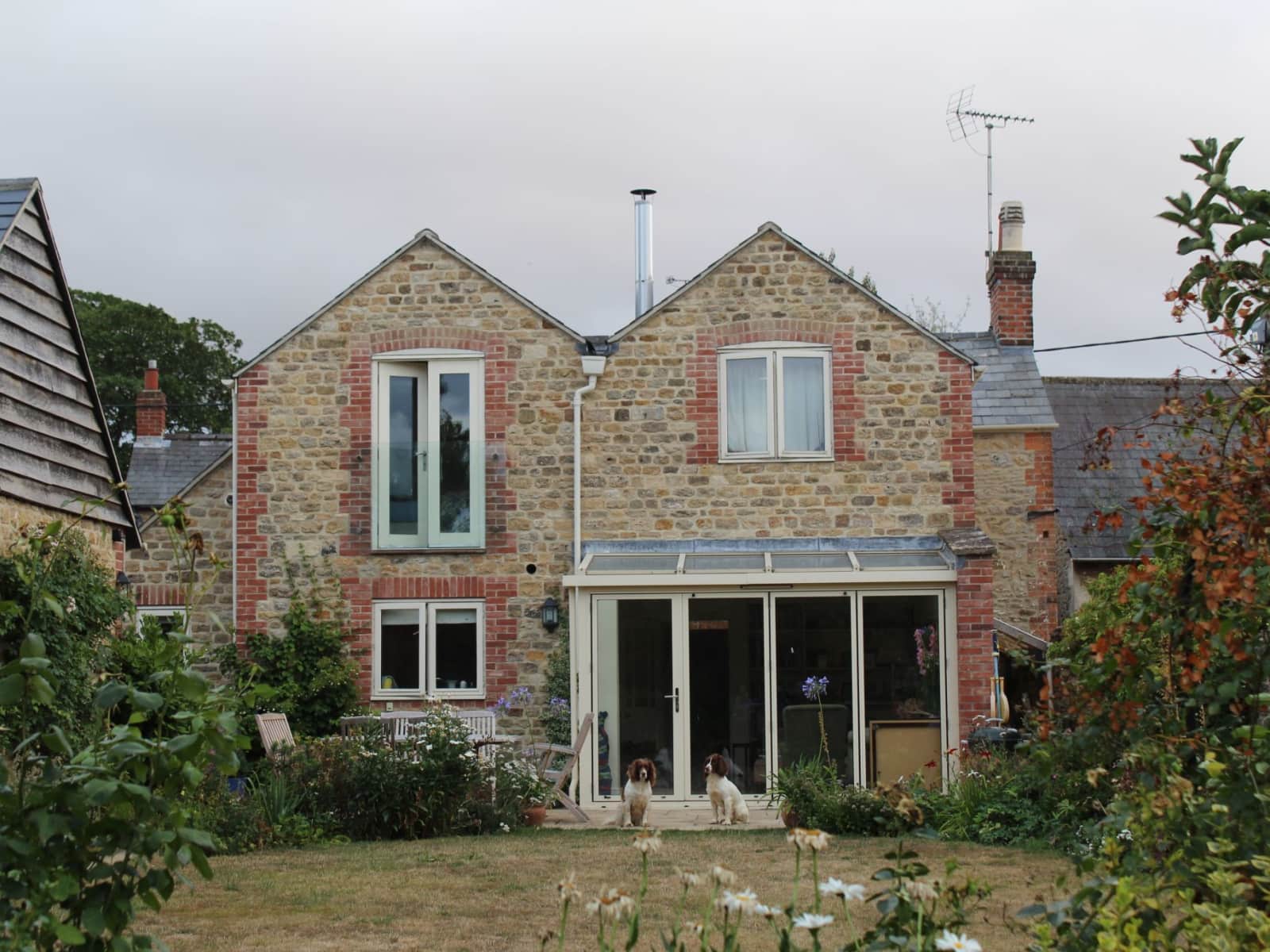 Housesitting assignment in Faringdon, United Kingdom