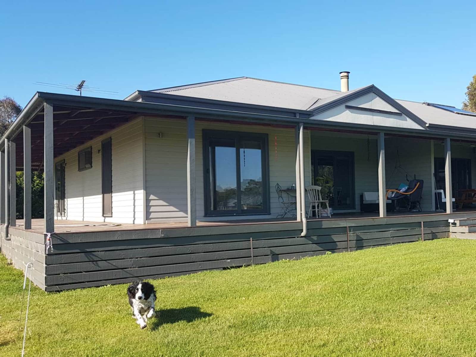 Housesitting assignment in Somerville, Victoria, Australia