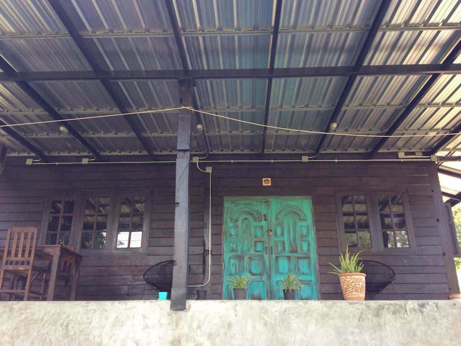 Housesitting assignment in Doi Saket, Thailand