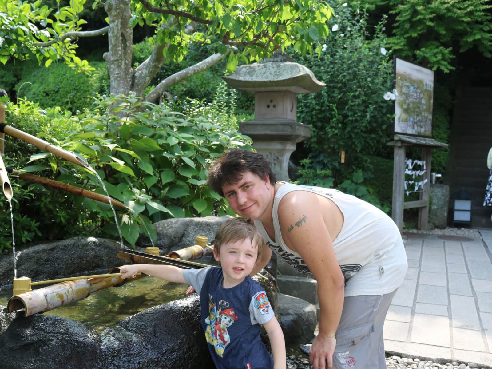 Emma & Liam from Newton-le-Willows, United Kingdom