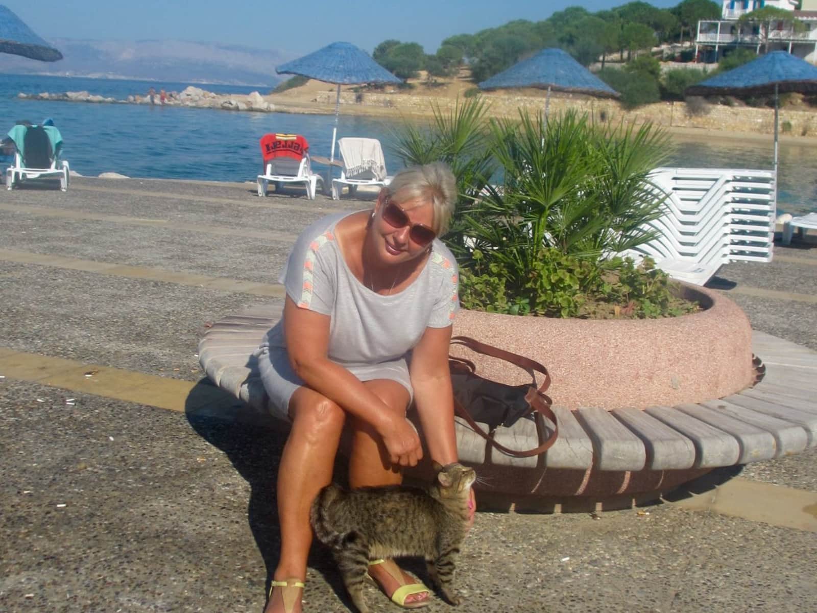 Sally & Barclay from Coulsdon, United Kingdom