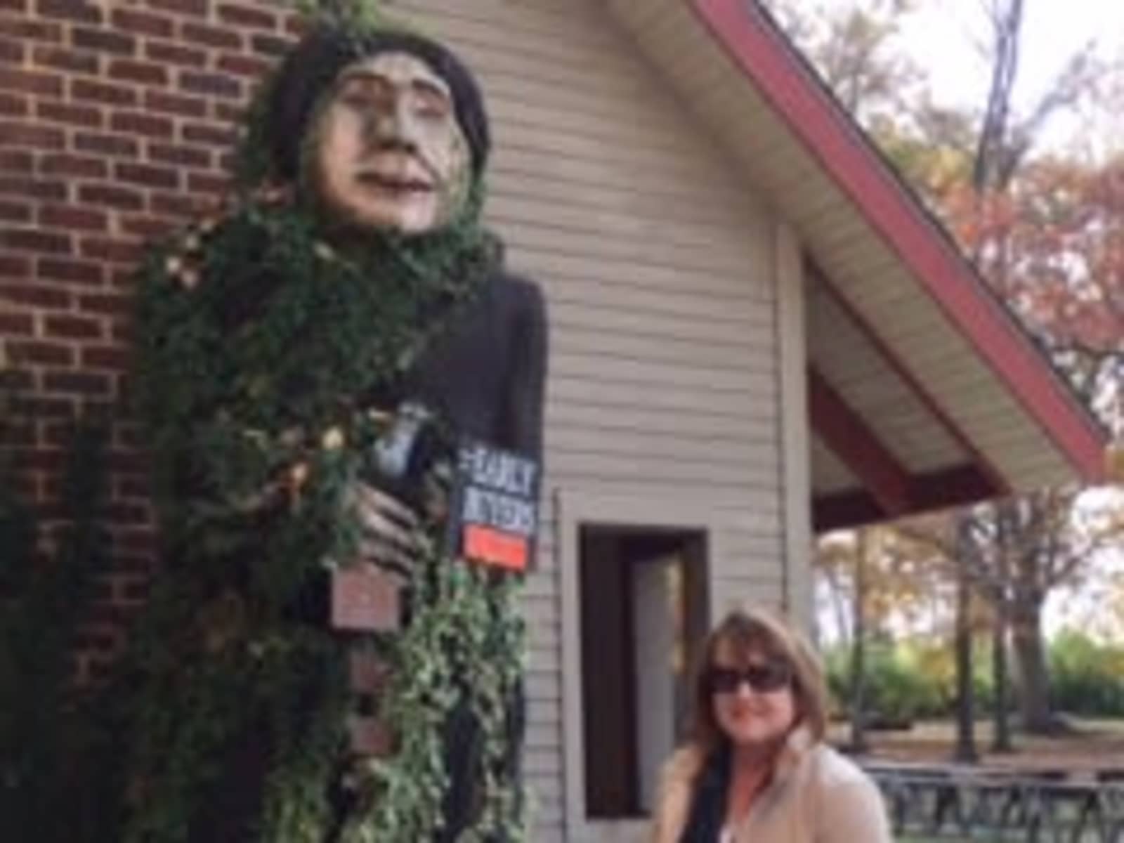 Deborah from Glade Valley, North Carolina, United States