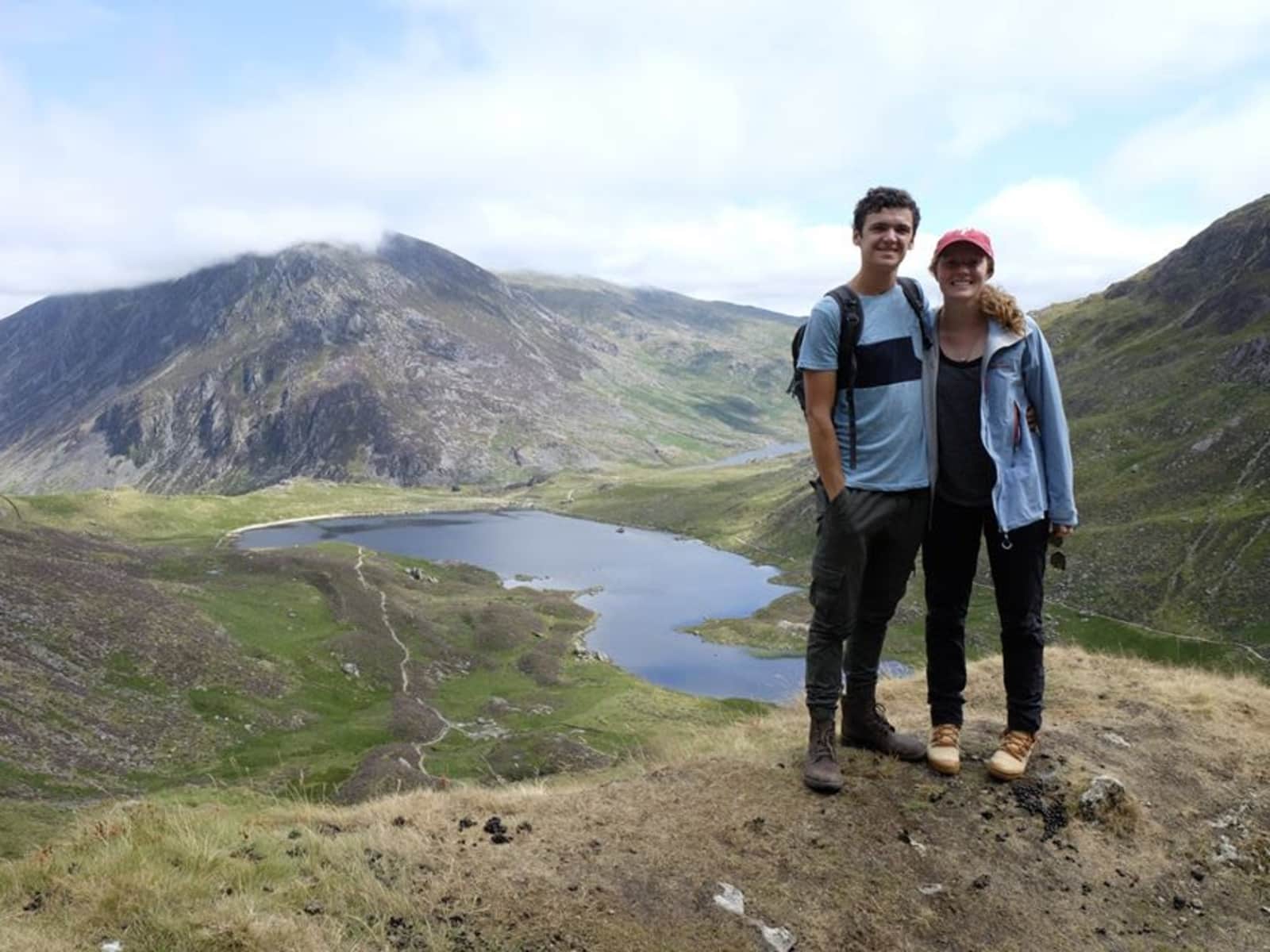 Stephen & Hannah from Wrexham, United Kingdom