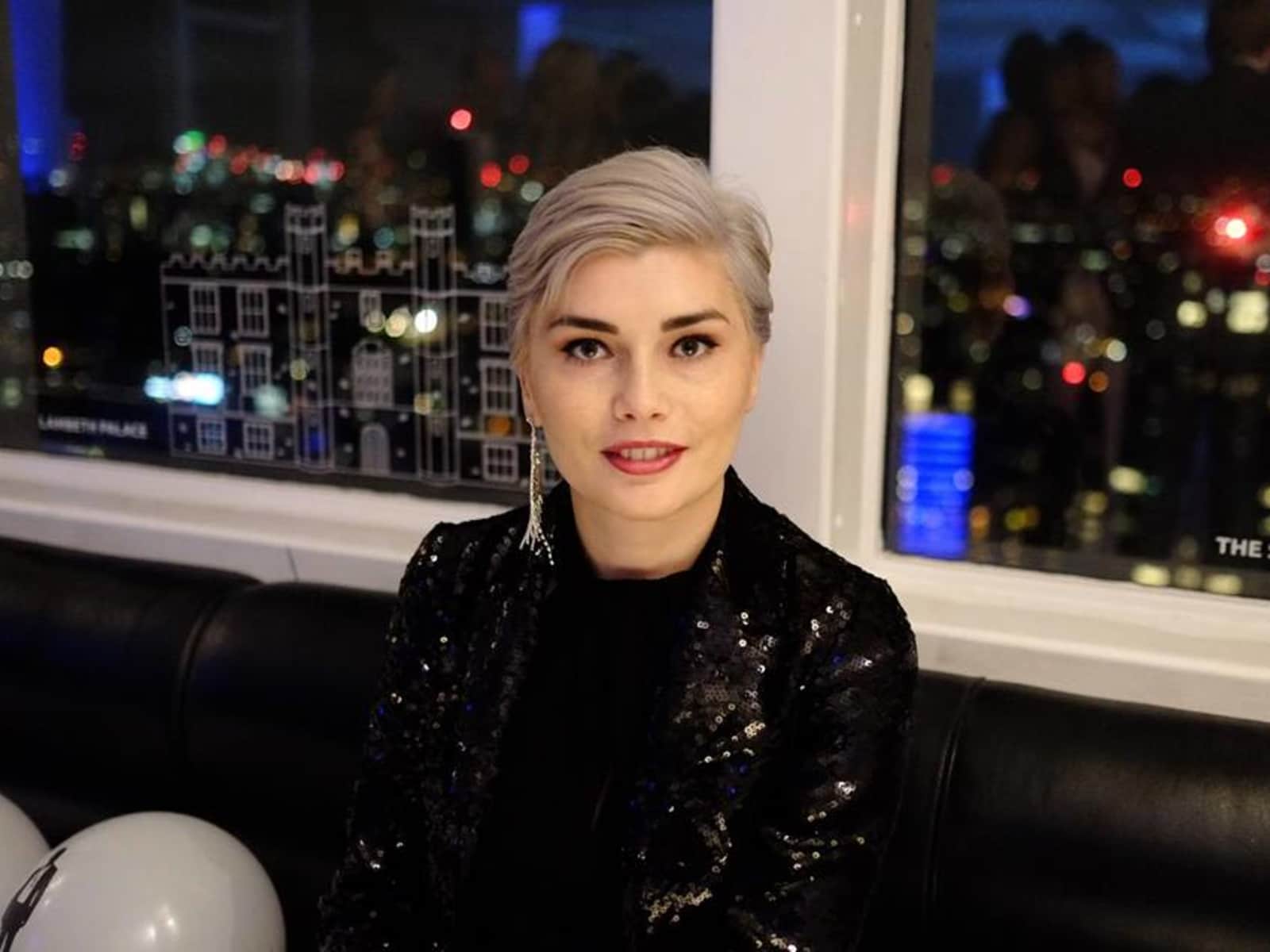 Oana from London, United Kingdom