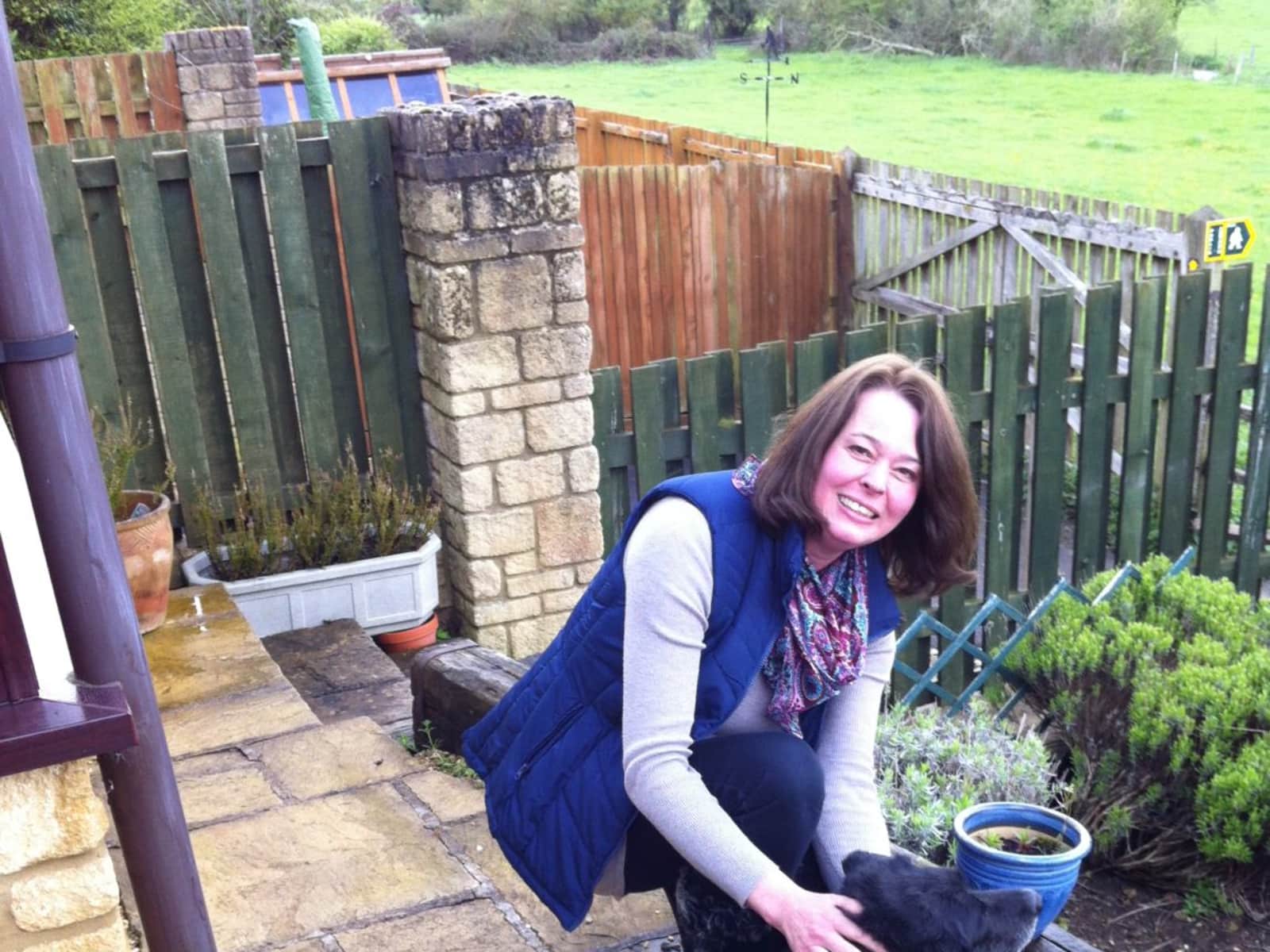 Julie from Bath, United Kingdom