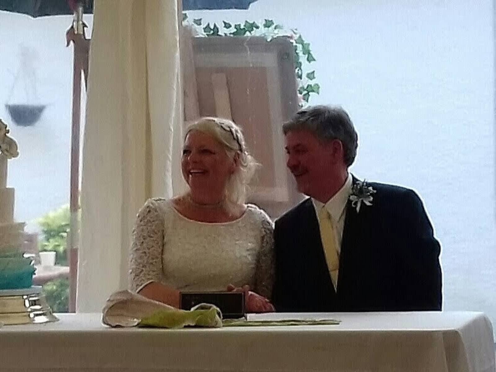 Nikki & John from Kilbarchan, United Kingdom