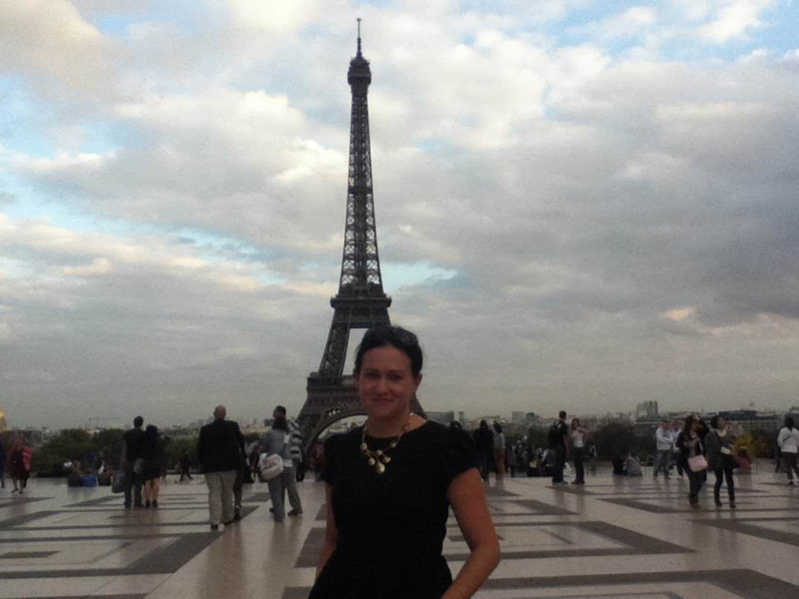 Rhonda from Paris, France