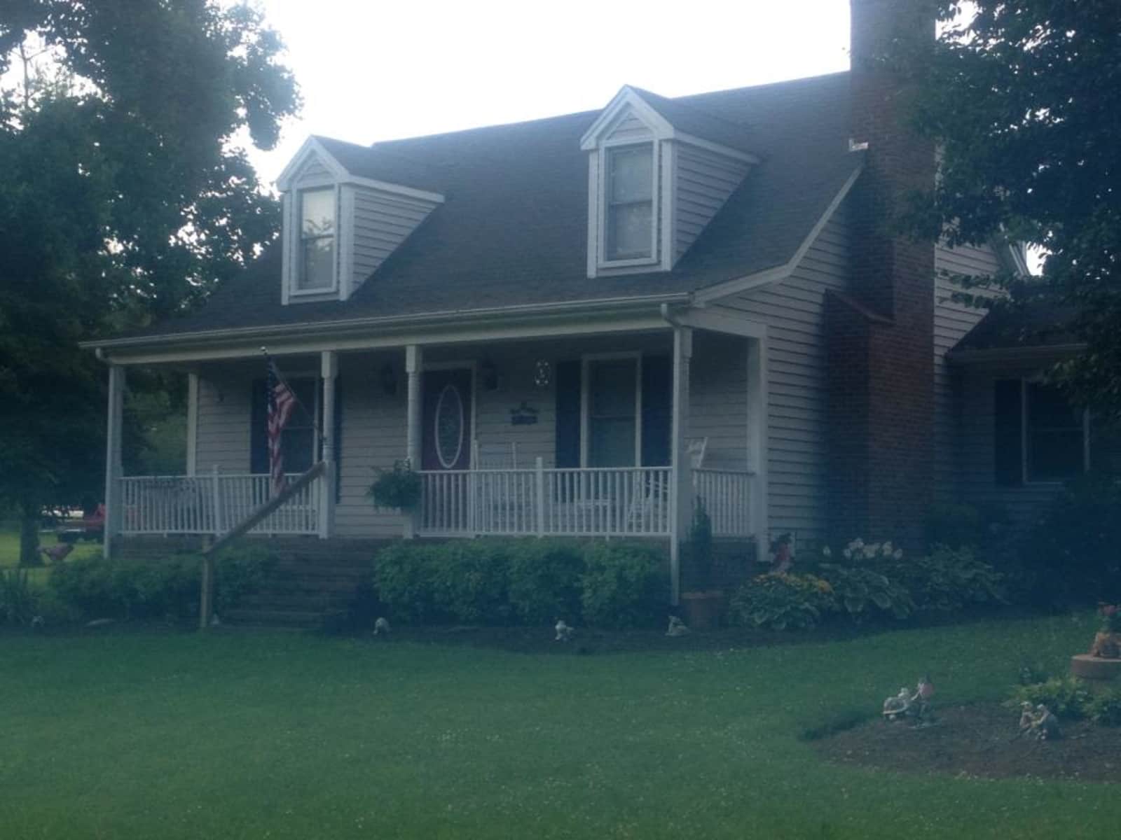 Housesitting assignment in Graham, North Carolina, United States